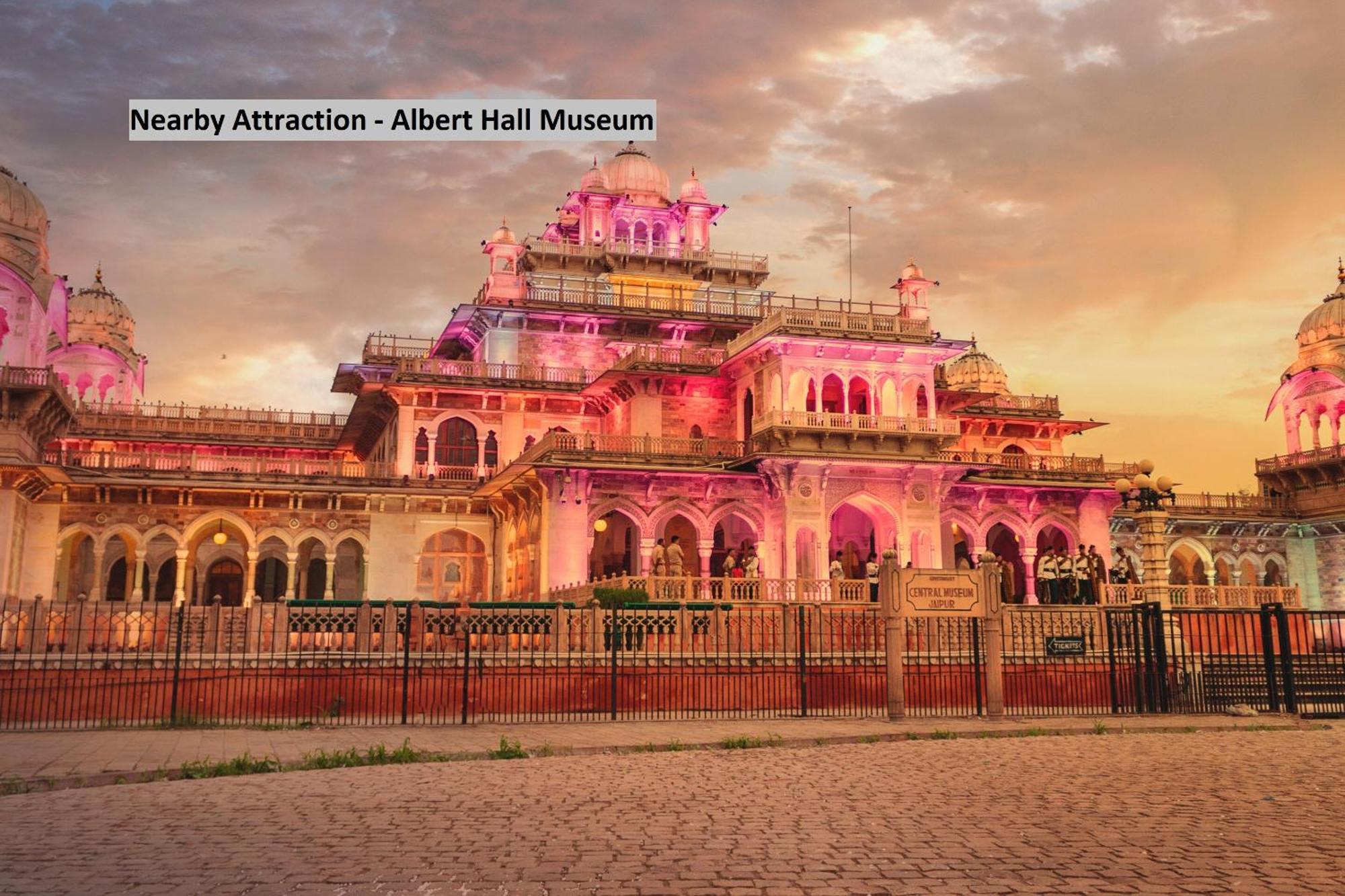 Collection O Konark Palace Hotell Jaipur Exteriör bild